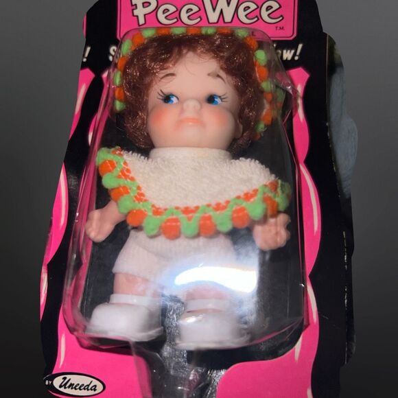 Vintage 1969 Ideal Toys PeeWee Dolls 2 Pack On Card - Picture 2 of 6